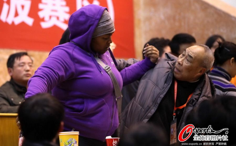 Illustration for article titled J.R. Smith's Sister Choked A Woman During A Brawl In China Involving The Same Team That Beat Up Georgetown